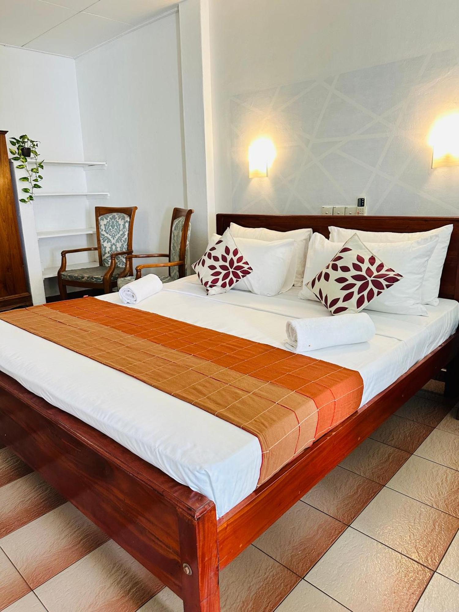 Villa 47 Hikkaduwa Esterno foto