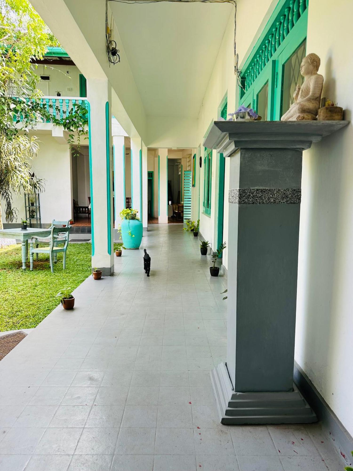 Villa 47 Hikkaduwa Esterno foto